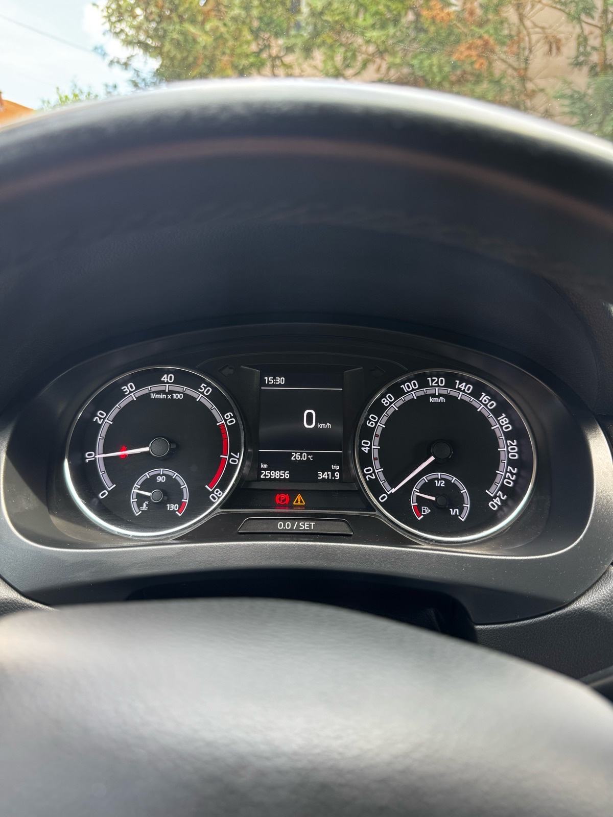 Škoda Rapid 1,0 TSI, fotografija 13