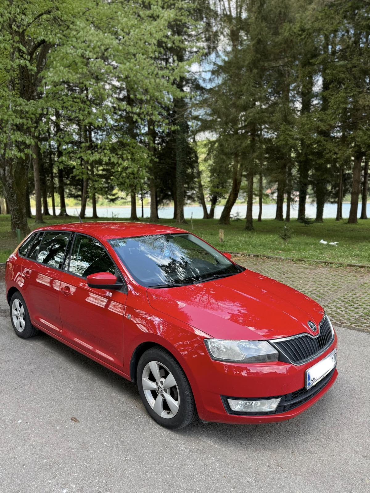 Škoda Rapid 1,2 TSI - ALU FELGE - KLIMA - HR AUTO - GARANCIJA, fotografija 2