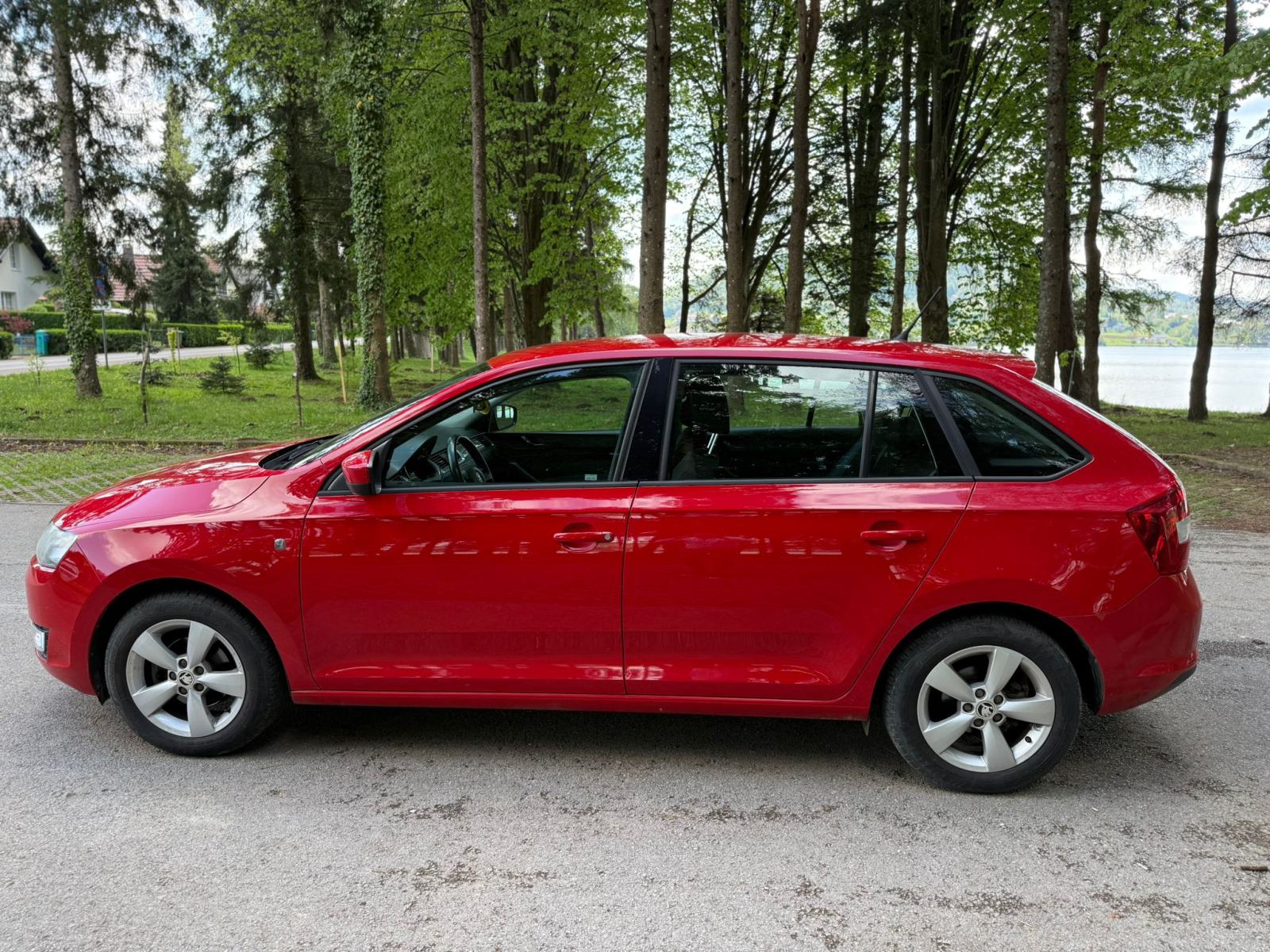 Škoda Rapid 1,2 TSI - ALU FELGE - KLIMA - HR AUTO - GARANCIJA, fotografija 4