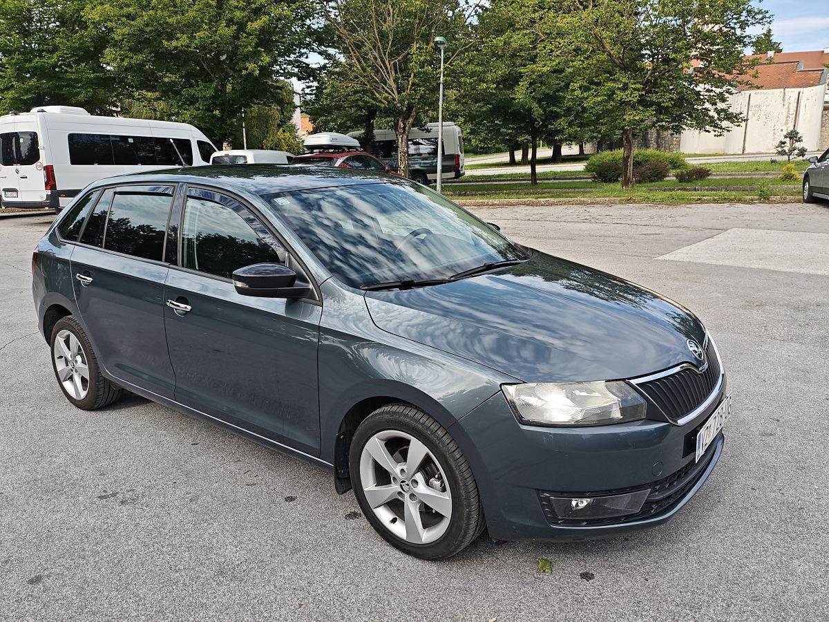 Škoda Rapid 1,2 TSI, HR auto, reg. 07/27, samo 83932 km!, fotografija 2