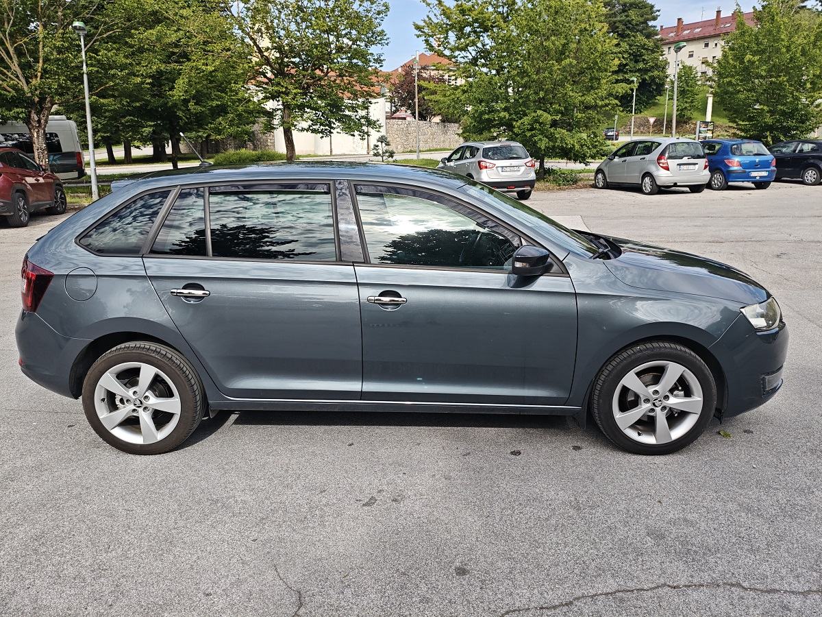 Škoda Rapid 1,2 TSI, HR auto, reg. 07/27, samo 83932 km!, fotografija 3