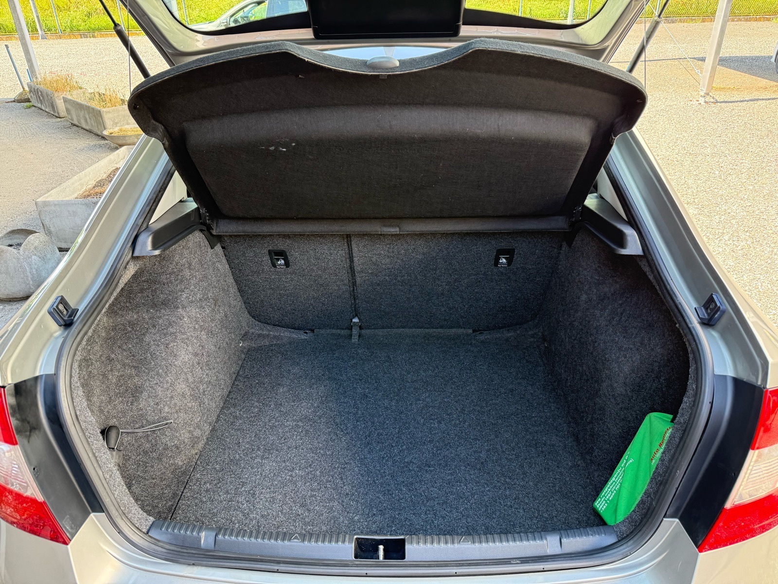Škoda Rapid 1.2TSI | HR AUTO | SERVISNA | 1.VLASNIK | REGAN DO 7/27, fotografija 14