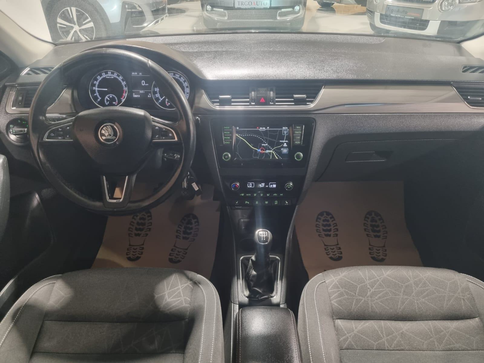 Škoda Rapid 1,4 TDI 2018.g. *LED - RADAR - TEMP - 12 MJ JAMSTVO*, fotografija 12