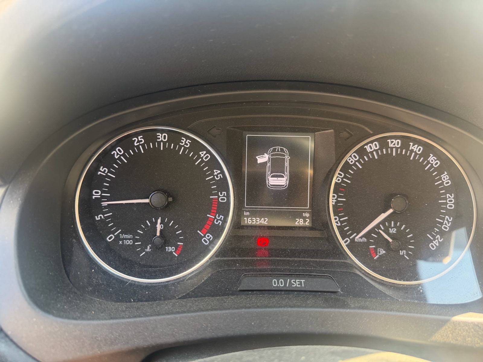Škoda Rapid 1,4 TDI DSG euro 6, fotografija 2