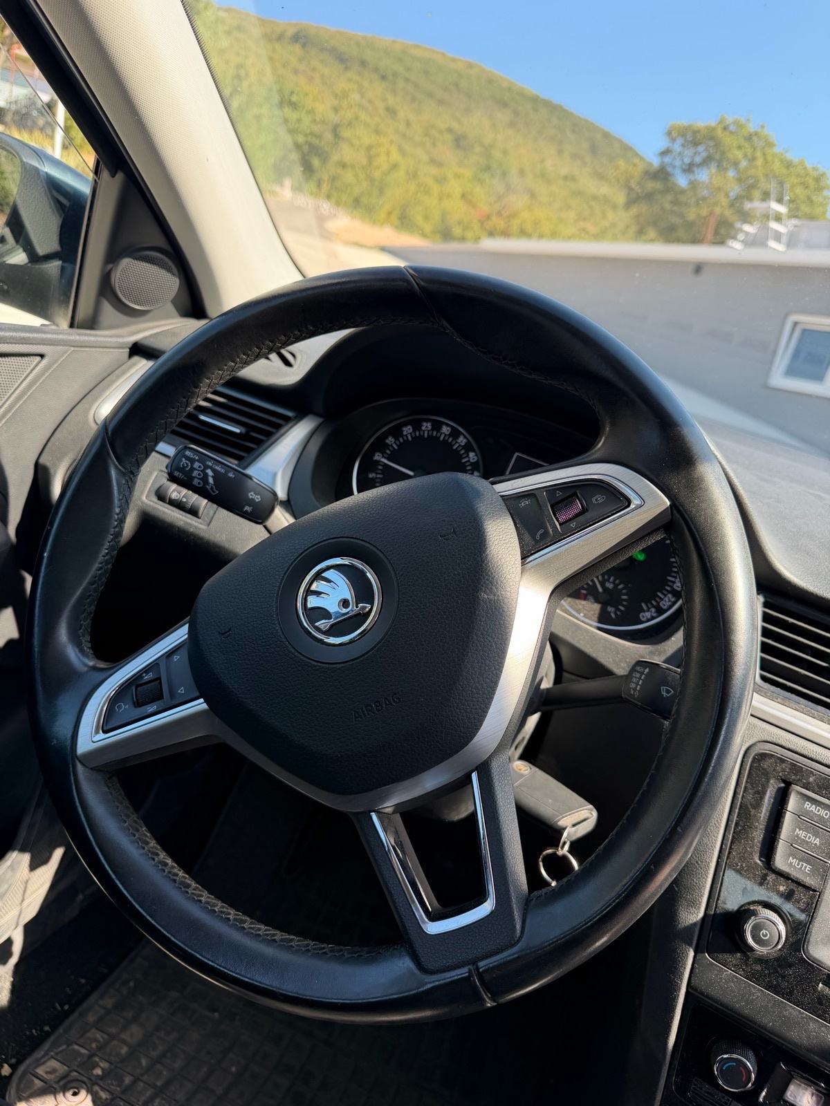 Škoda Rapid 1,4 TDI DSG euro 6, fotografija 3