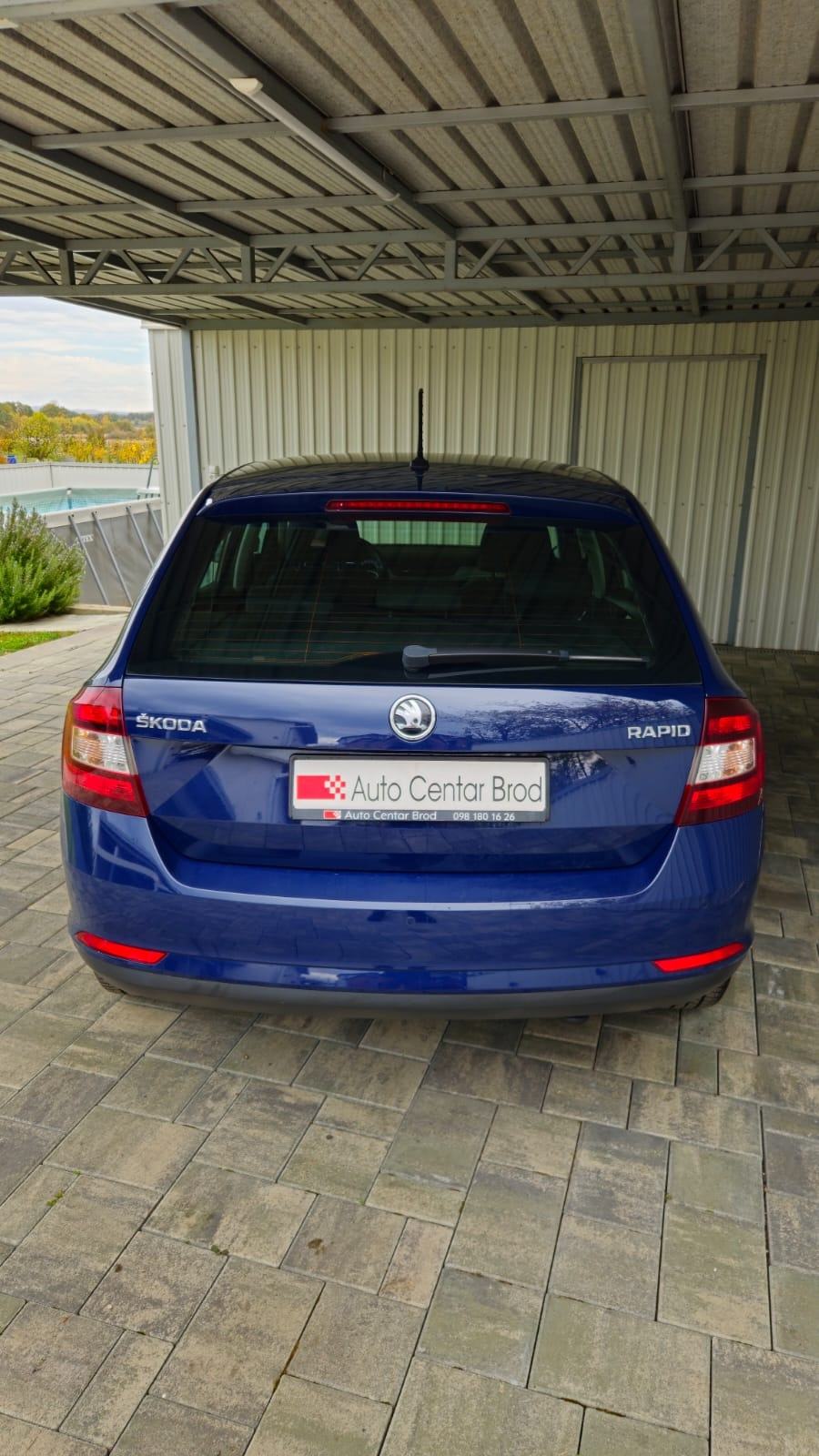 Škoda Rapid 1,4 TDI leasing, fotografija 3