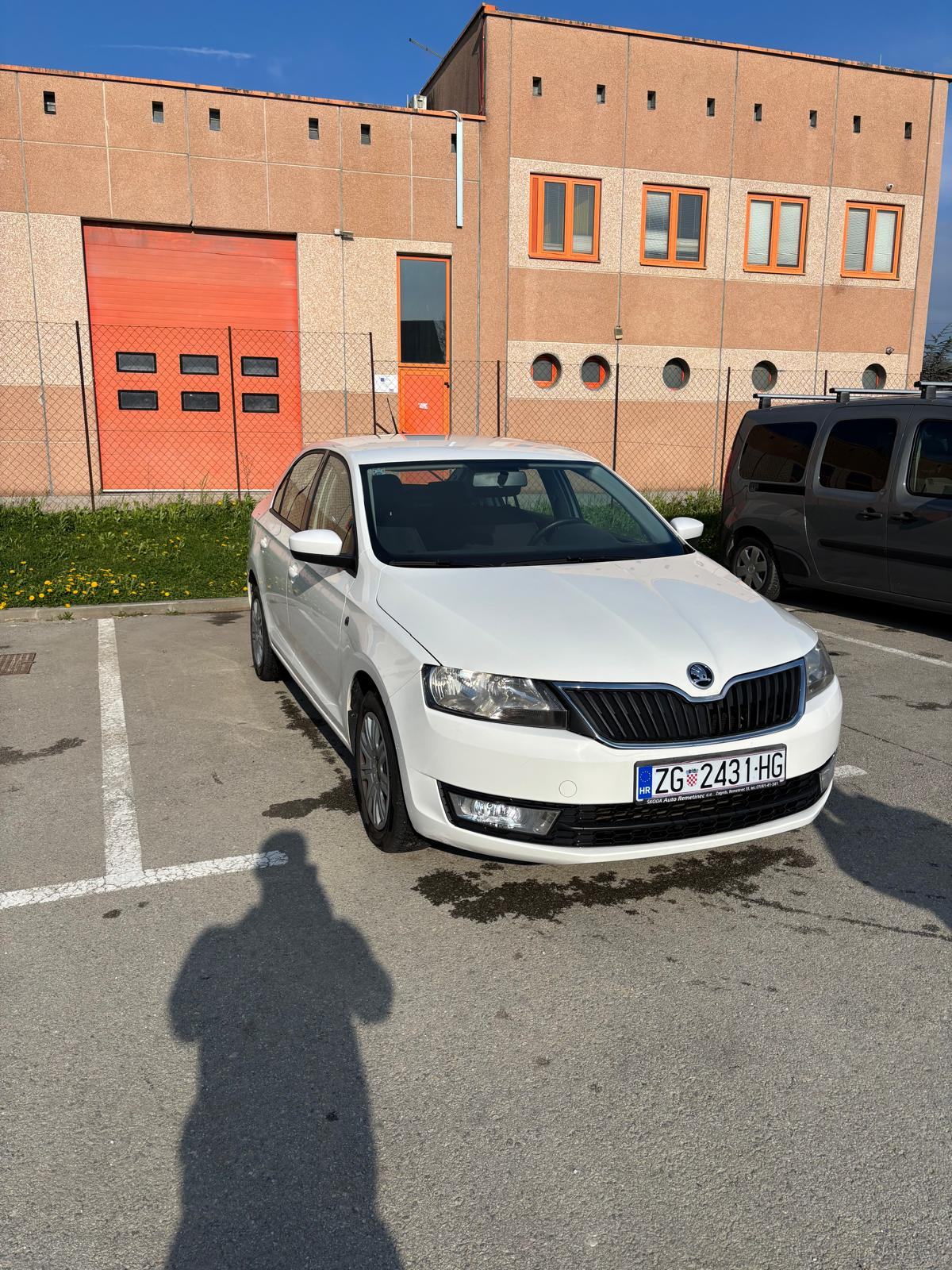 Škoda Rapid 1,6 TDI, fotografija 2