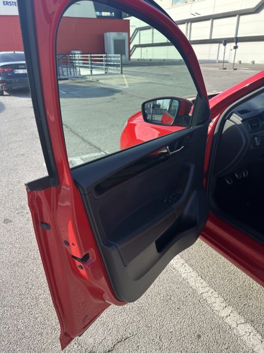 Škoda Rapid 1,6 TDI, fotografija 12