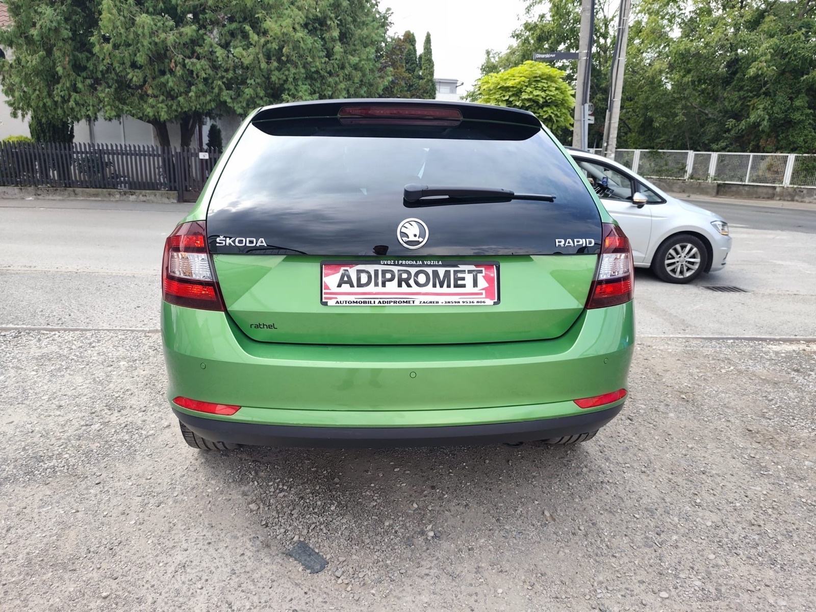 Škoda Rapid 1,6 TDI / EDITION / REG 1 GOD / PANORAMA !, fotografija 2