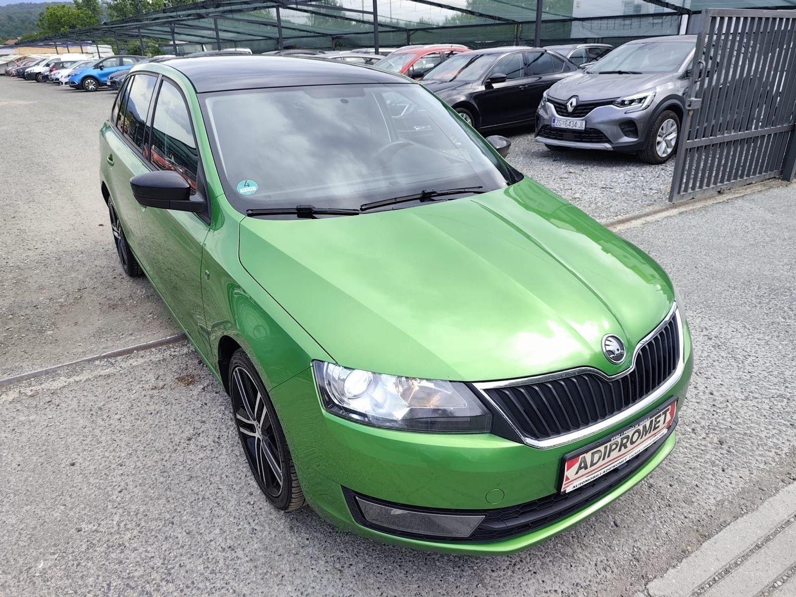 Škoda Rapid 1,6 TDI / EDITION / REG 1 GOD / PANORAMA !, fotografija 3