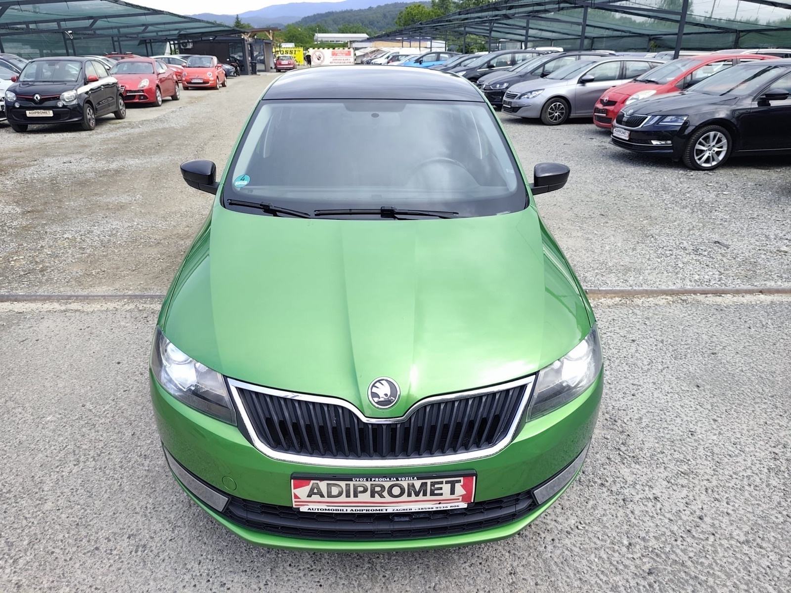 Škoda Rapid 1,6 TDI / EDITION / REG 1 GOD / PANORAMA !, fotografija 9