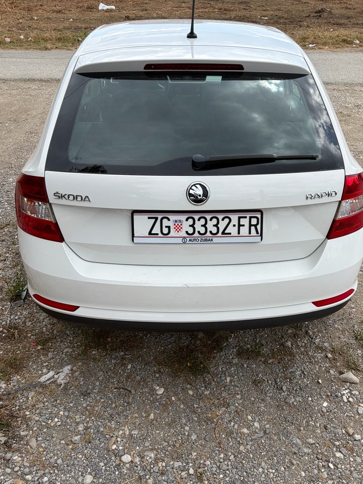 Škoda Rapid 1,6 TDI, fotografija 2