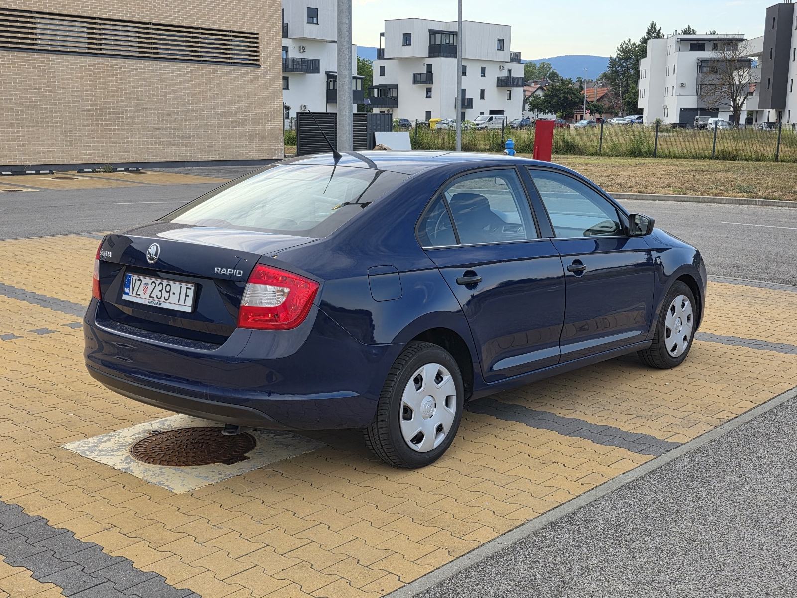 Škoda Rapid 1,6 TDI 117KM, fotografija 3