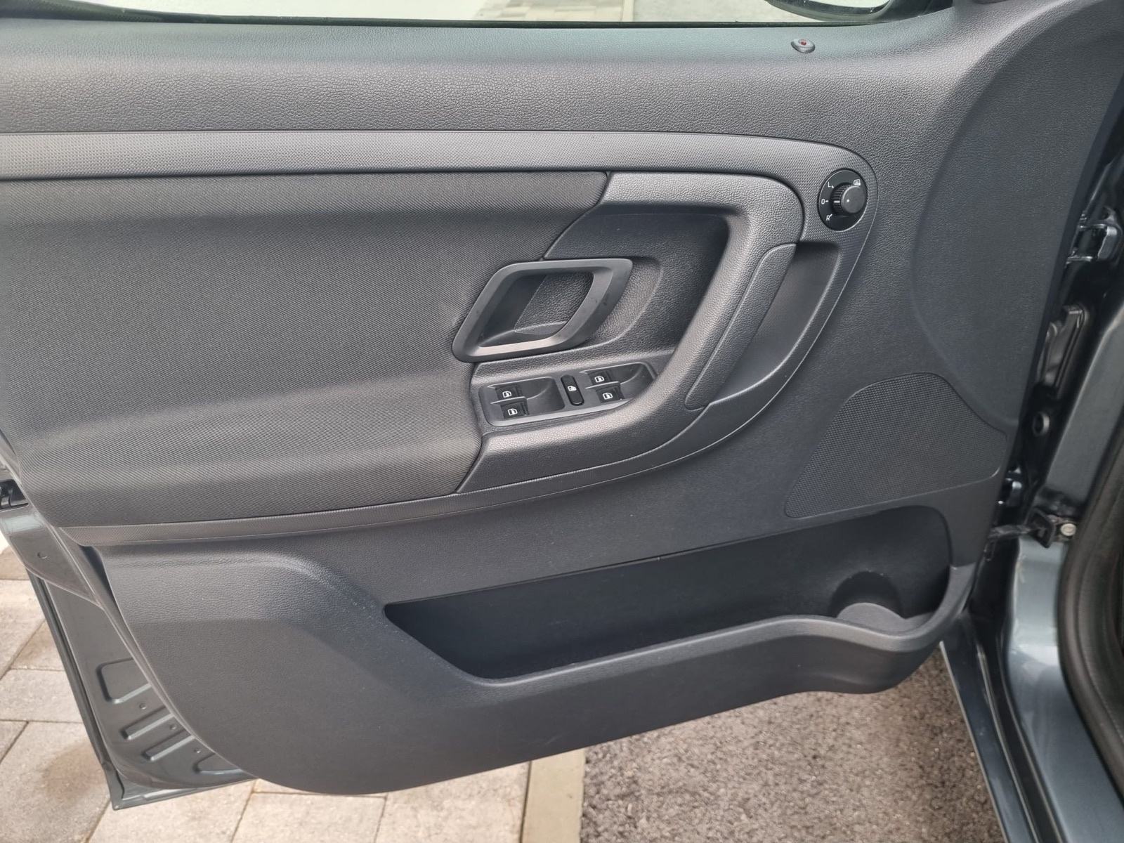 Škoda Roomster 1,2 TDI 2014.g.*NAVI-ALU 15'-TEMPOMAT-12 MJ JAMSTVO*, fotografija 19