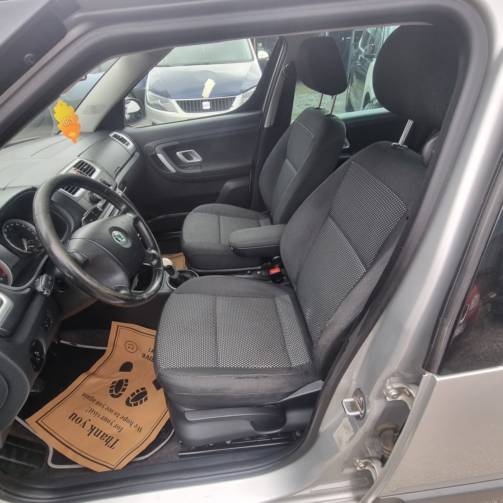 Škoda Roomster Scout 1,4 benz.Registrirana godinu dana, fotografija 7