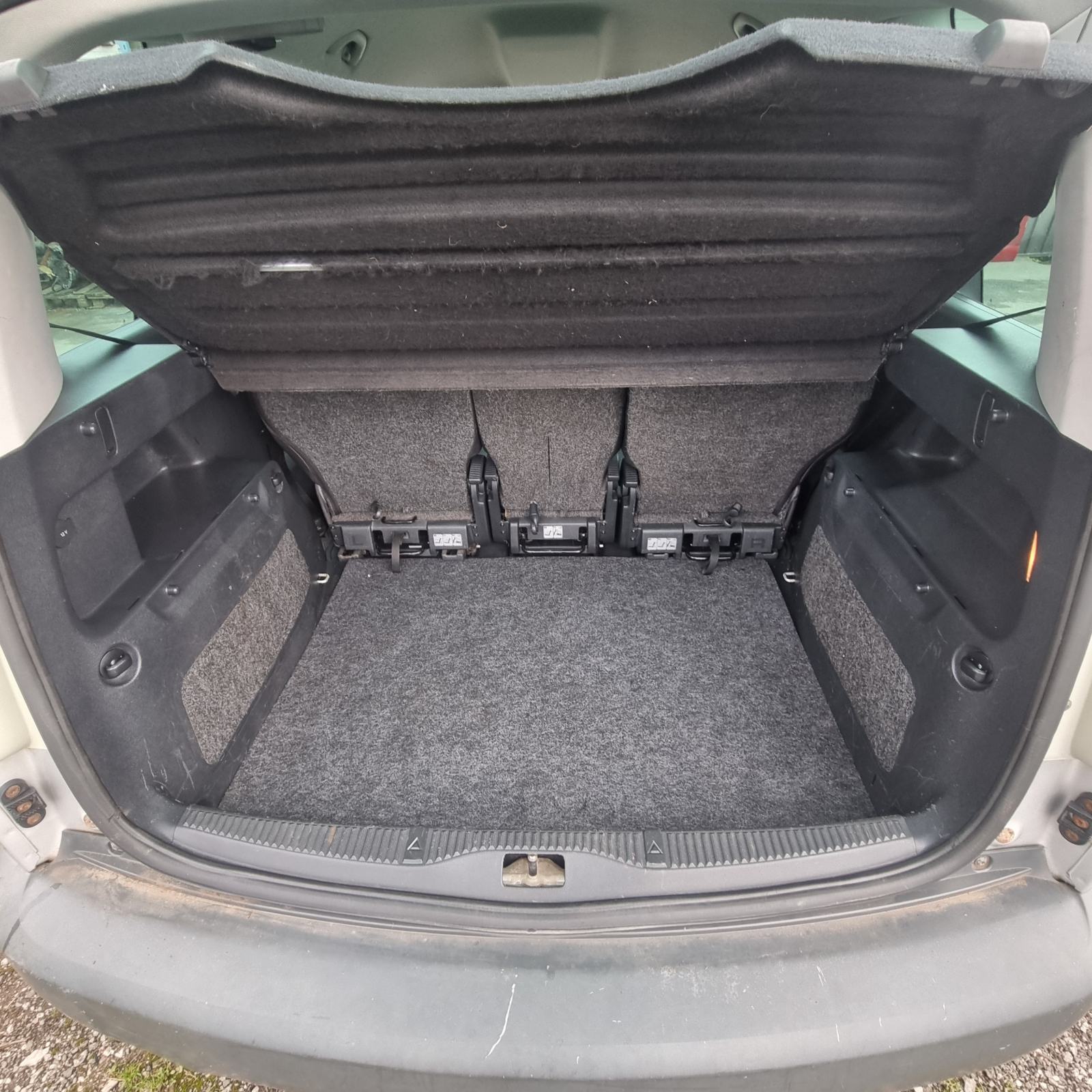 Škoda Roomster Scout 1,4 benz.Registrirana godinu dana, fotografija 9