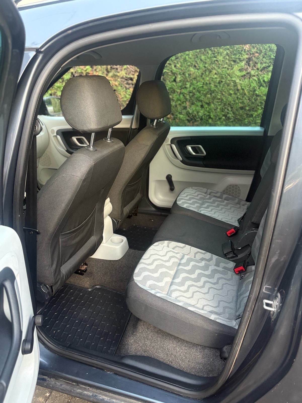 Škoda Roomster 1,4 TDI, fotografija 11