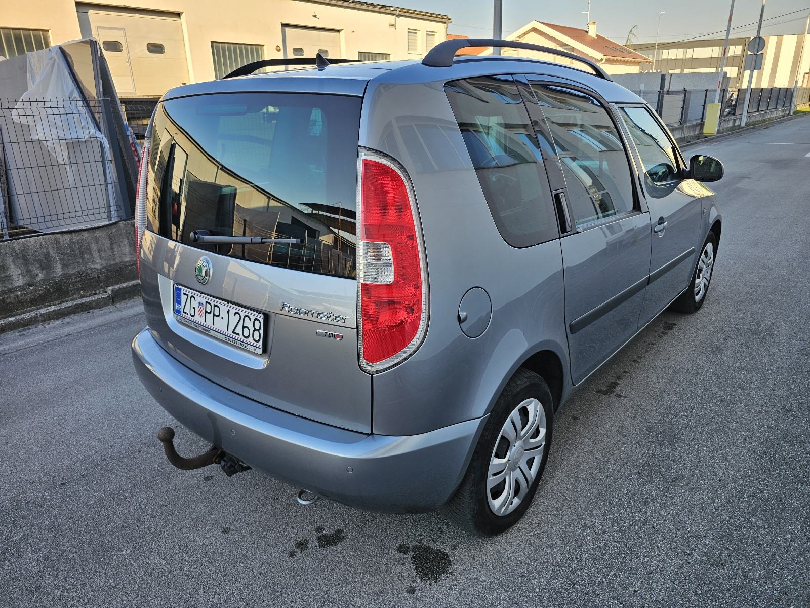 Škoda Roomster 1,6 TDI, 2011.g. ODLIČNA !, fotografija 7