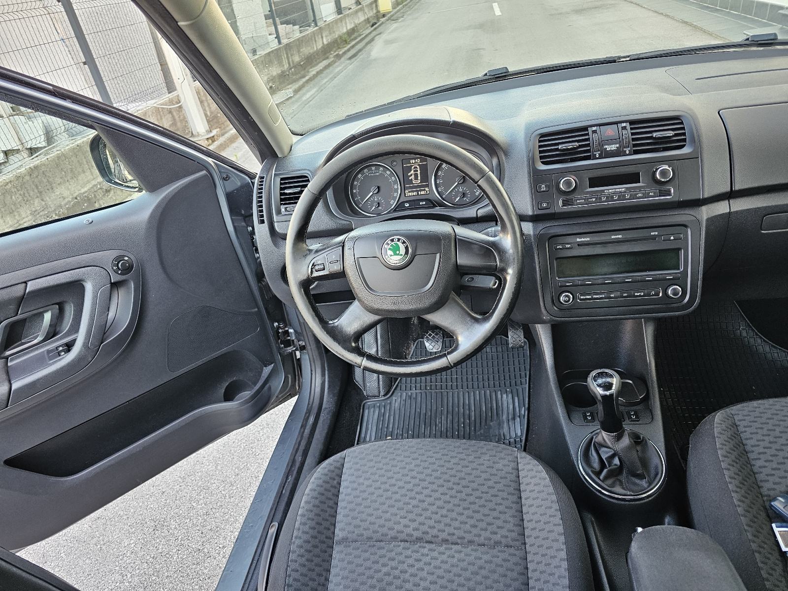 Škoda Roomster 1,6 TDI, 2011.g. ODLIČNA !, fotografija 14