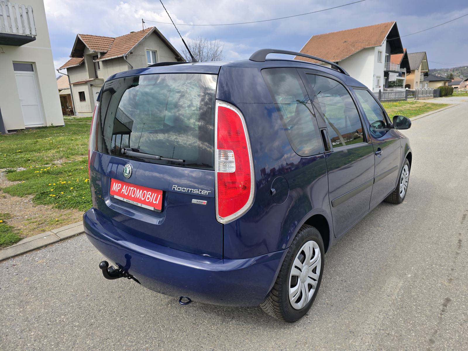 Škoda Roomster 1,6 TDI-2011god.md-CLIMATRONIC-195tkm,euro kuka,KARTICE, fotografija 6