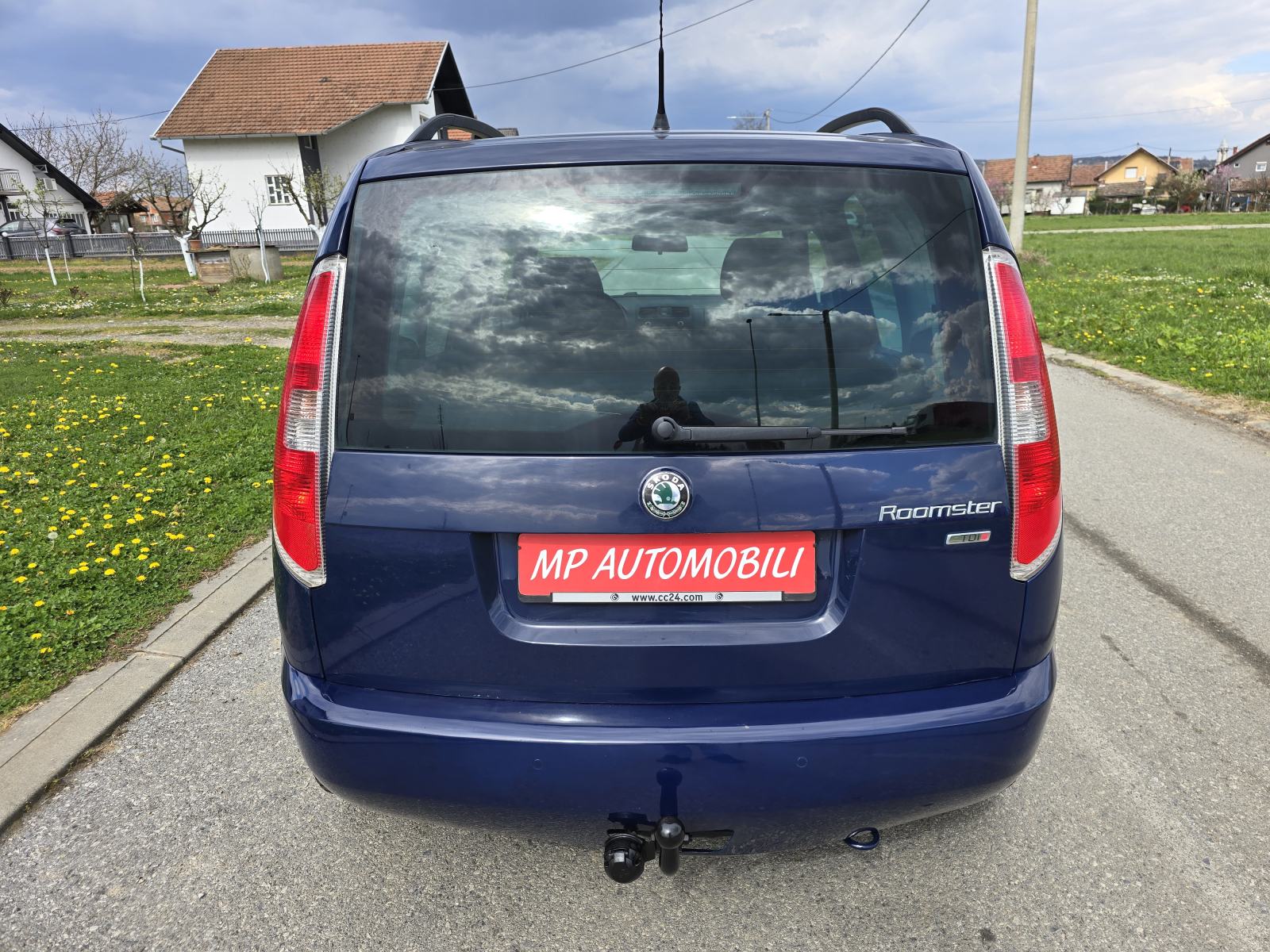 Škoda Roomster 1,6 TDI-2011god.md-CLIMATRONIC-195tkm,euro kuka,KARTICE, fotografija 7