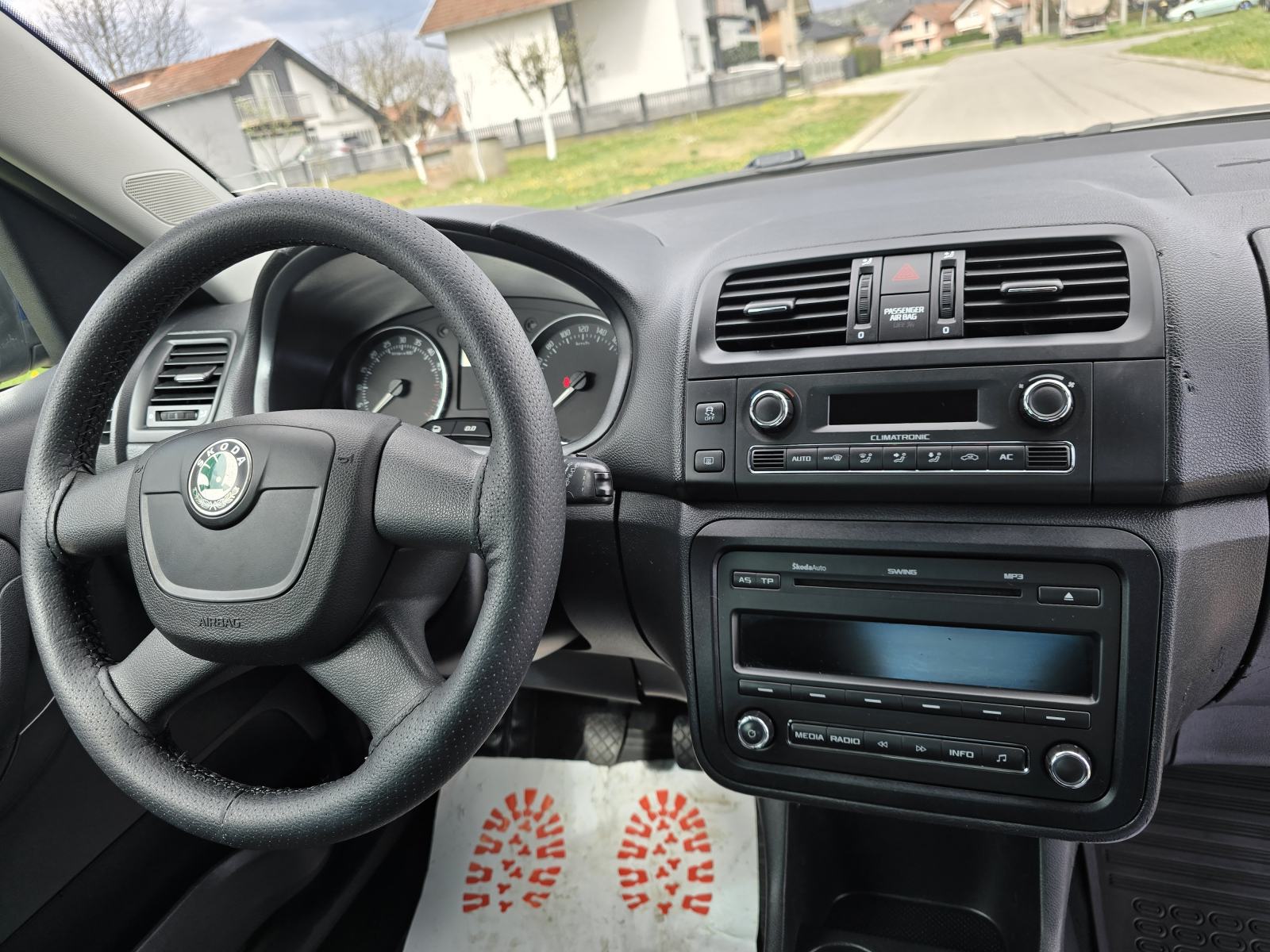 Škoda Roomster 1,6 TDI-2011god.md-CLIMATRONIC-195tkm,euro kuka,KARTICE, fotografija 13