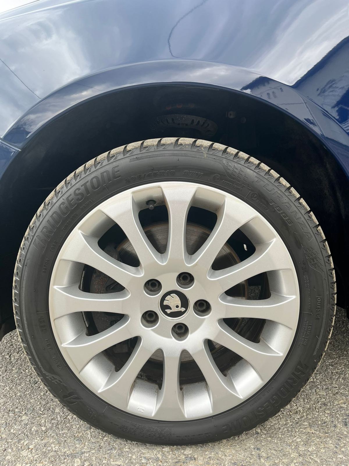 Škoda Roomster 1,6 TDI-2014gd.md-CLIMATRONIC-panorama,alu,temp,KARTICE, fotografija 5
