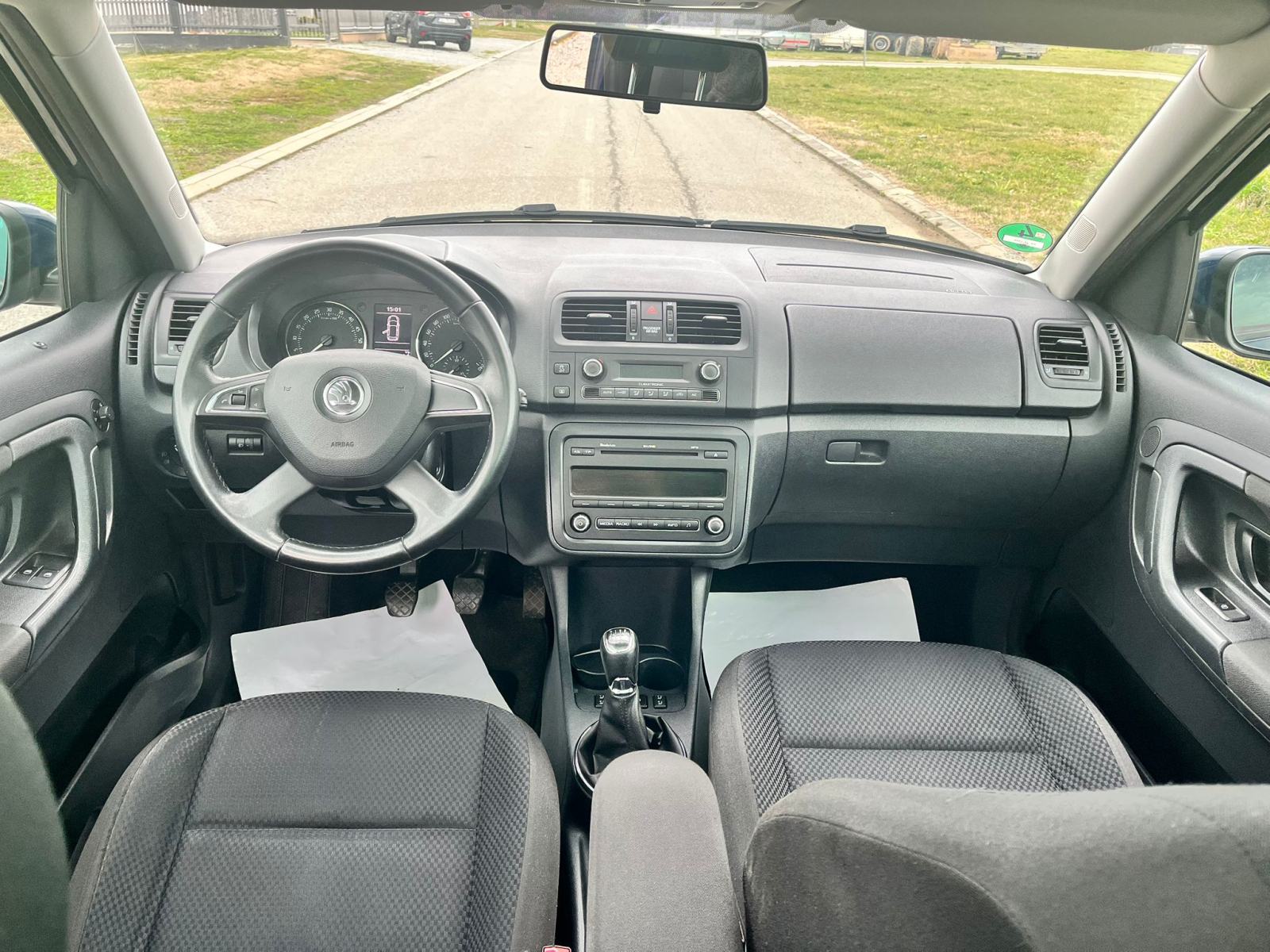 Škoda Roomster 1,6 TDI-2014gd.md-CLIMATRONIC-panorama,alu,temp,KARTICE, fotografija 12