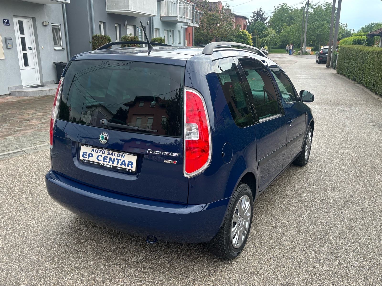 Škoda Roomster 1,6 TDI Family, Svi servisi!, fotografija 8