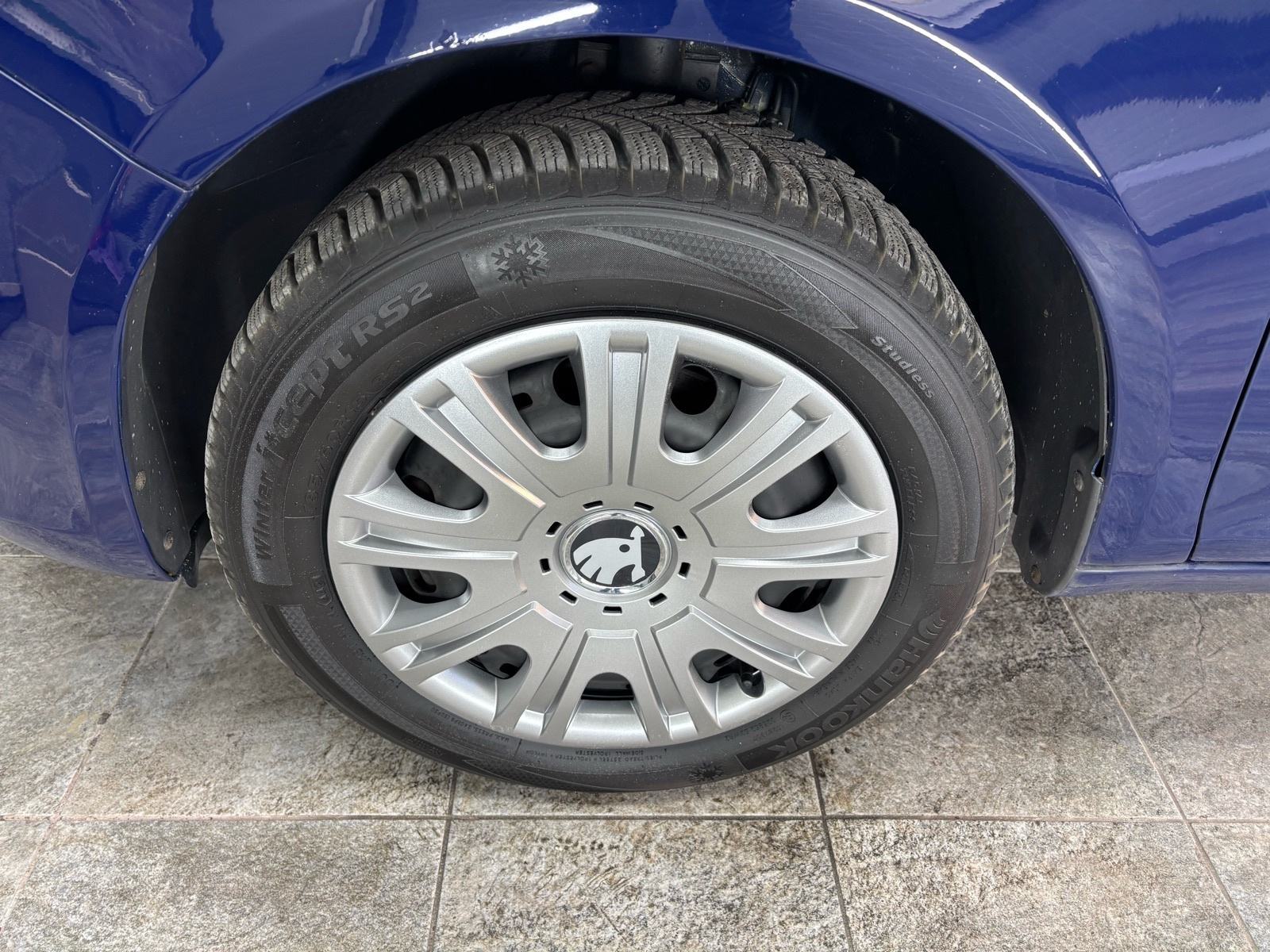 Škoda Roomster 1,6 TDI Family, Svi servisi!, fotografija 19