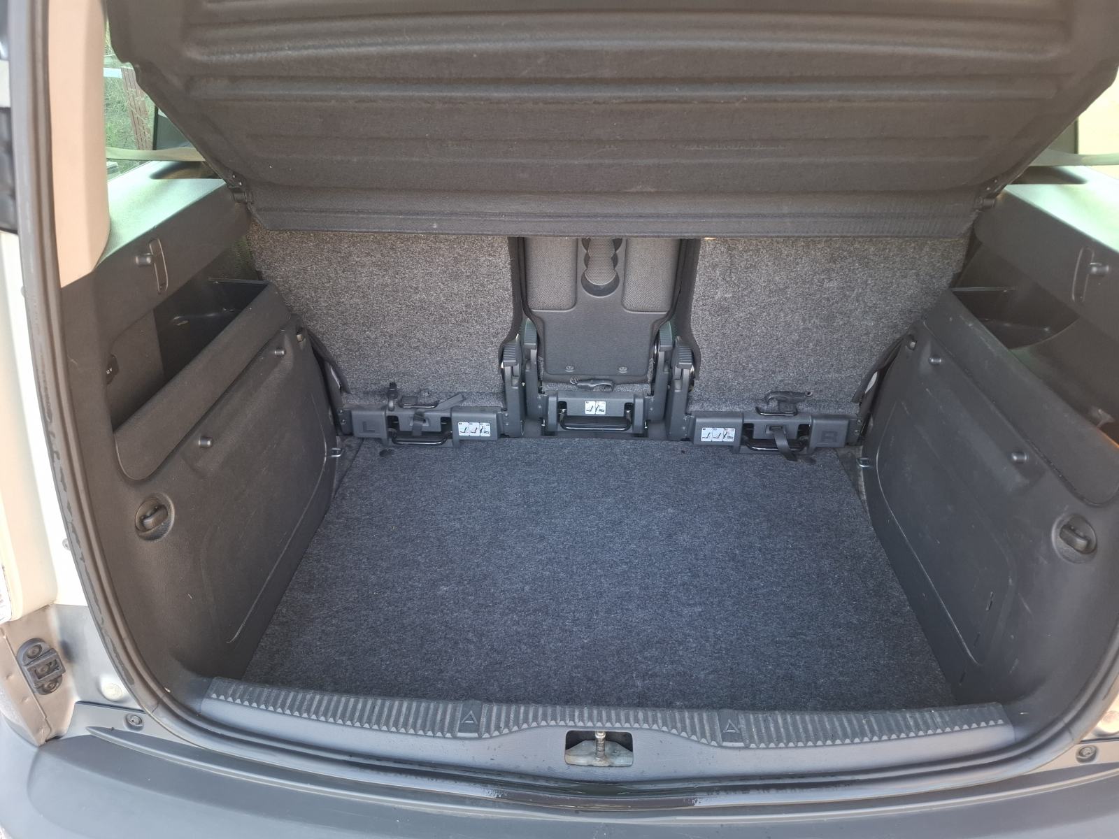 Škoda Roomster 1,6 TDI, fotografija 19