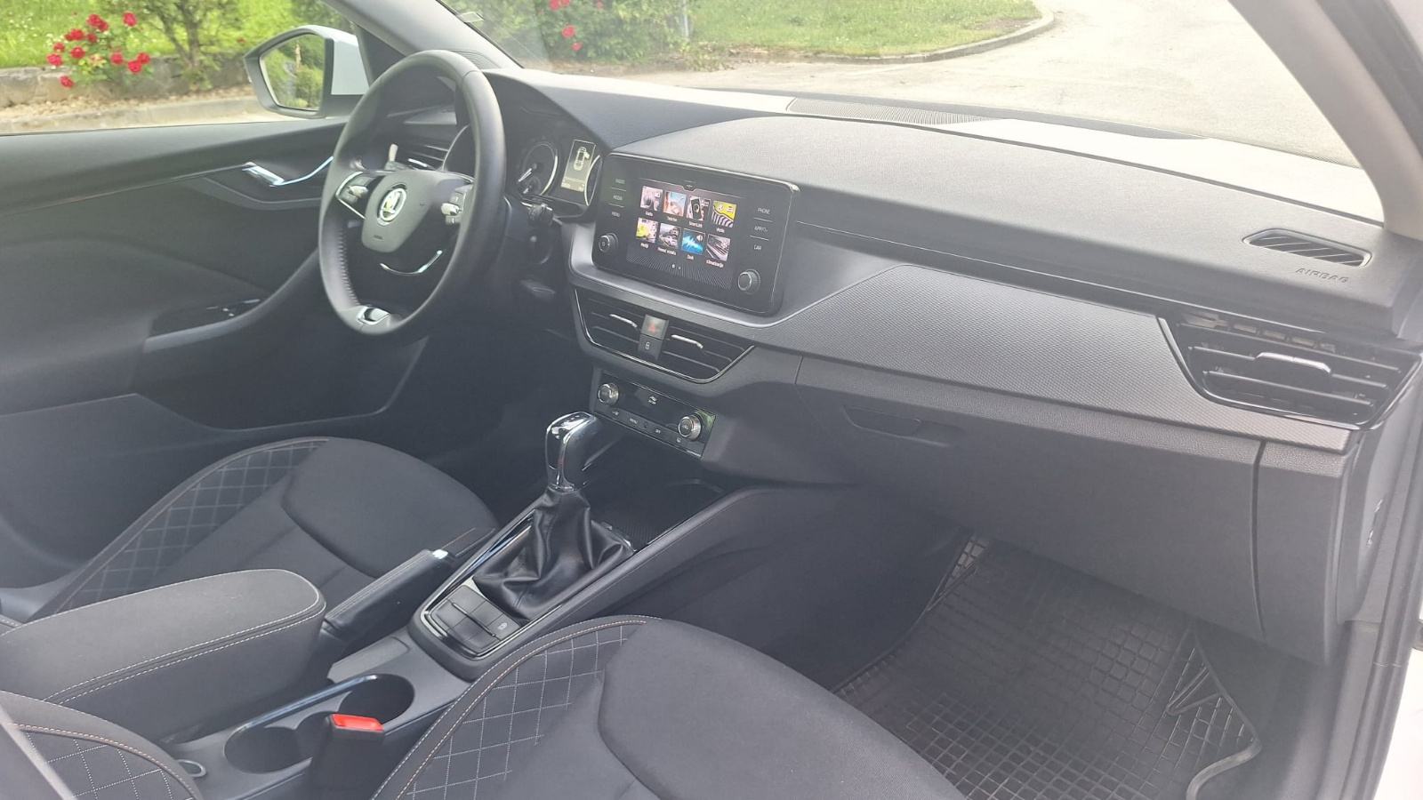 Škoda Scala 1.0 110 ks AUTOMATIK HR VOZILO reg. do 02/27, fotografija 7