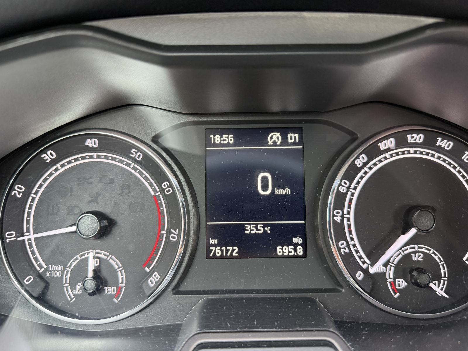 Škoda Scala 1,0 TSI DSG AUTOM.KLIMA LED NIJE UVOZ, fotografija 12