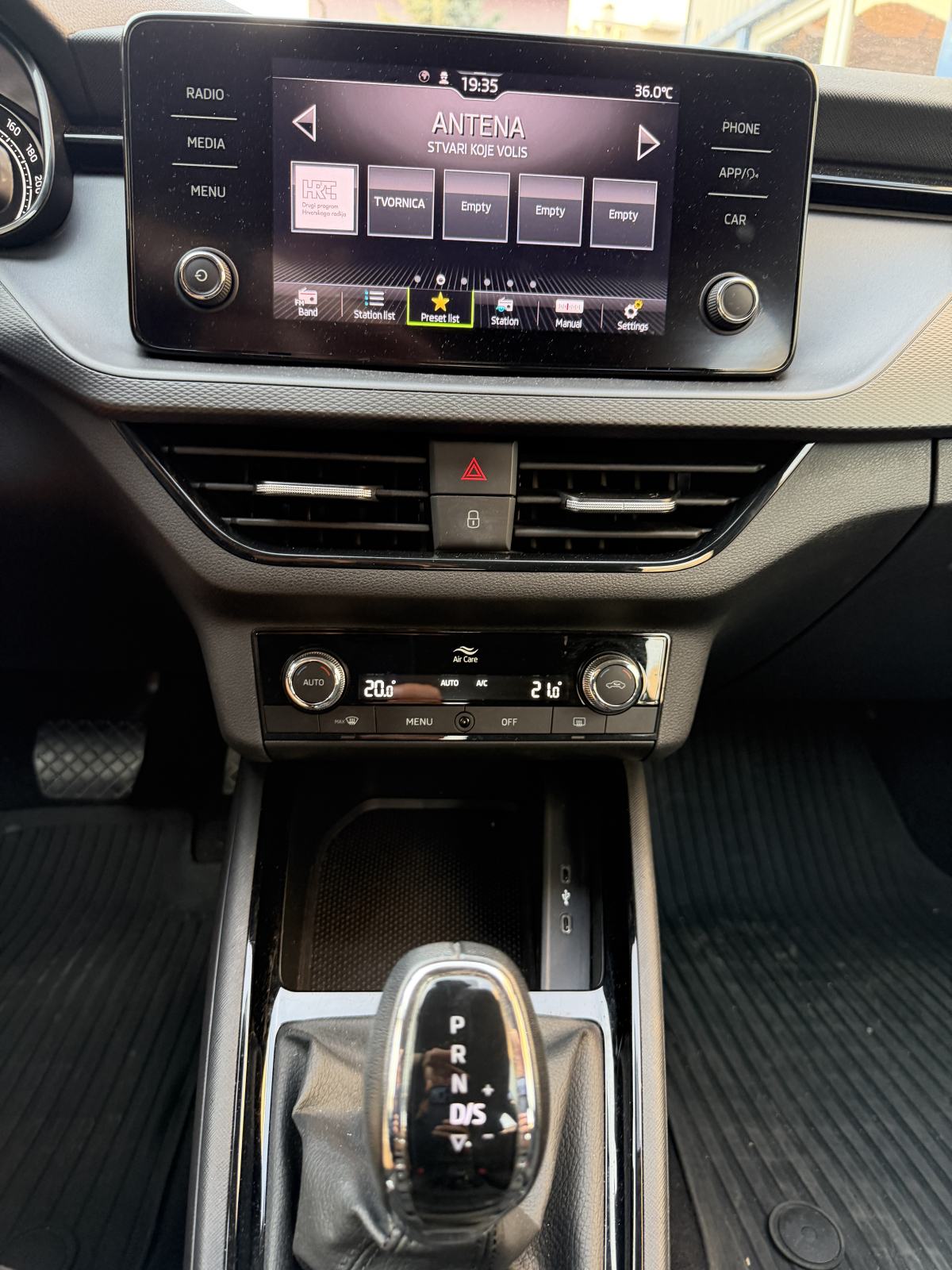 Škoda Scala 1,0 TSI DSG AUTOM.KLIMA LED NIJE UVOZ, fotografija 13