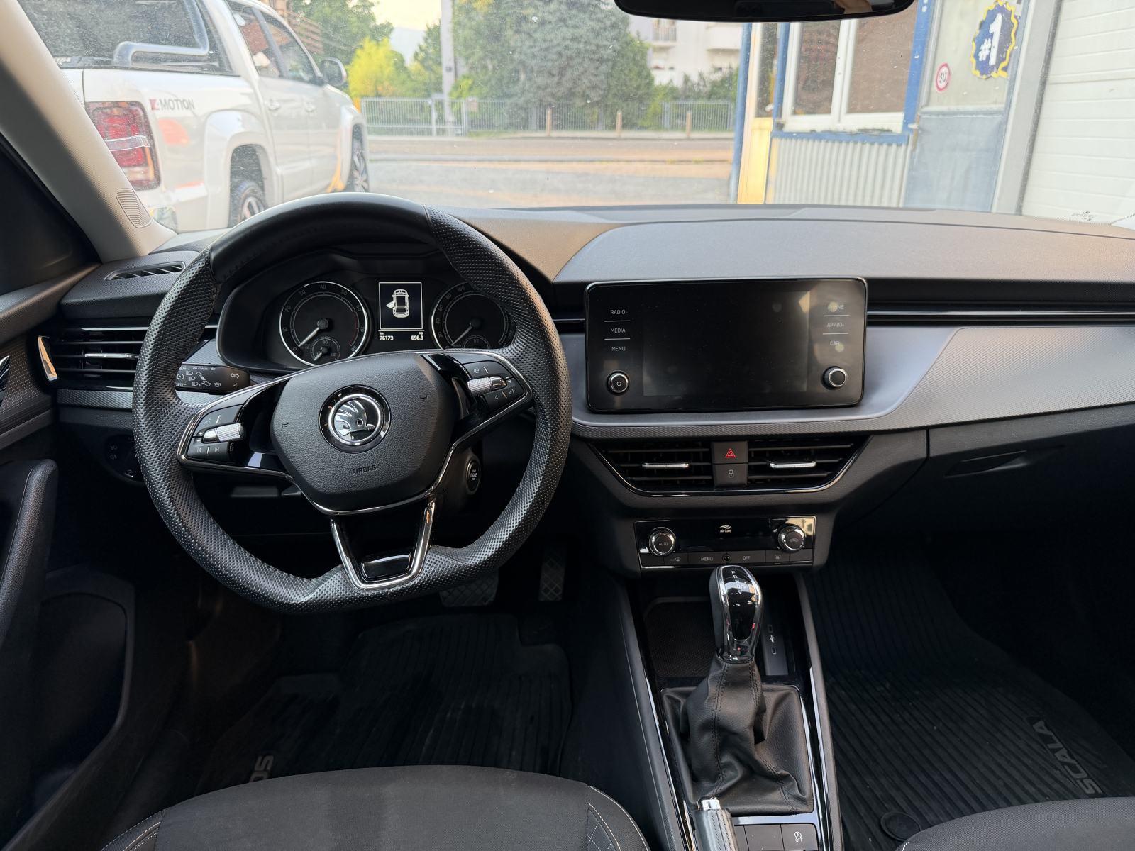 Škoda Scala 1,0 TSI DSG AUTOM.KLIMA LED NIJE UVOZ, fotografija 14