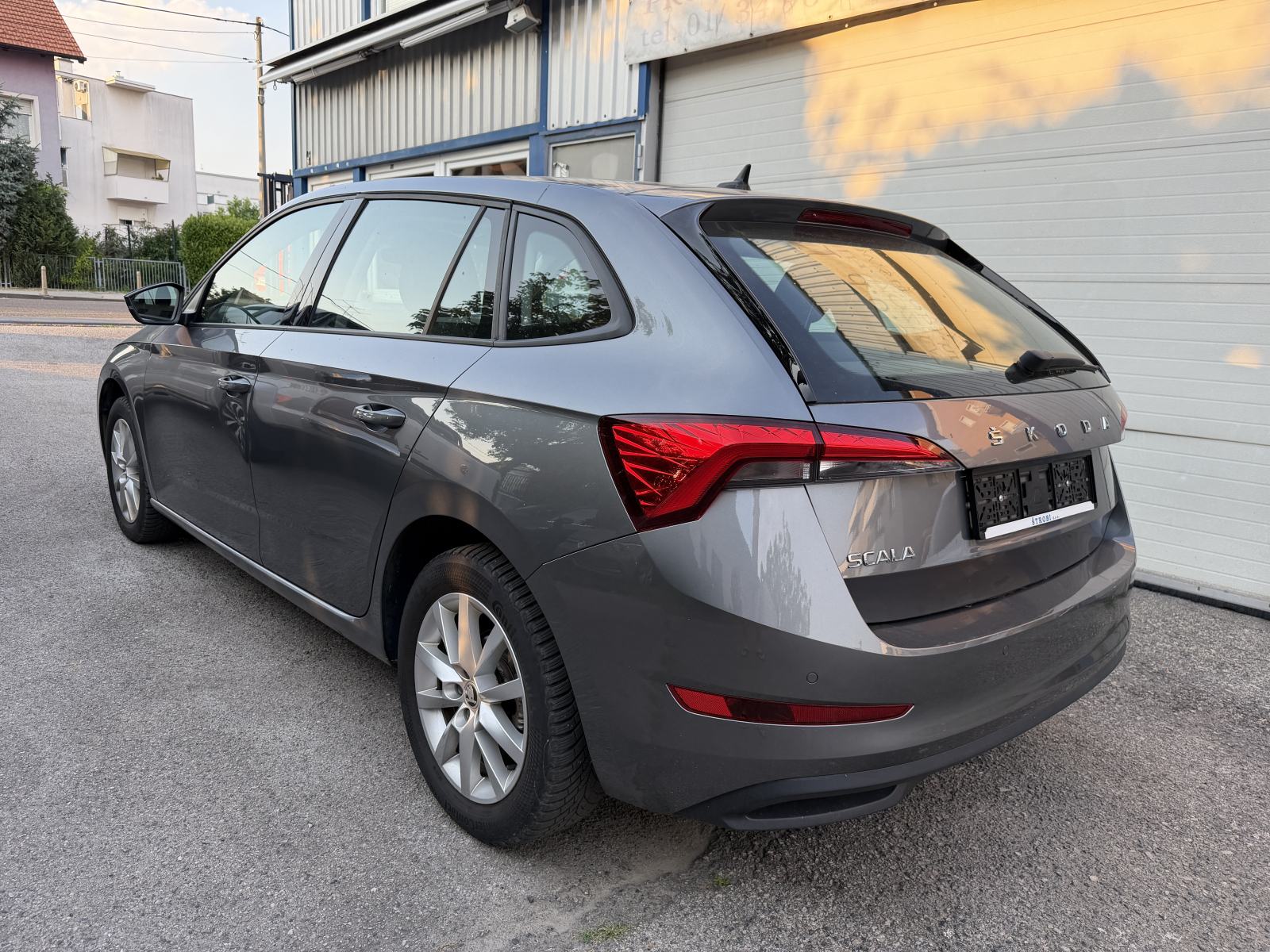 Škoda Scala 1,0 TSI DSG AUTOM.KLIMA LED NIJE UVOZ, fotografija 7