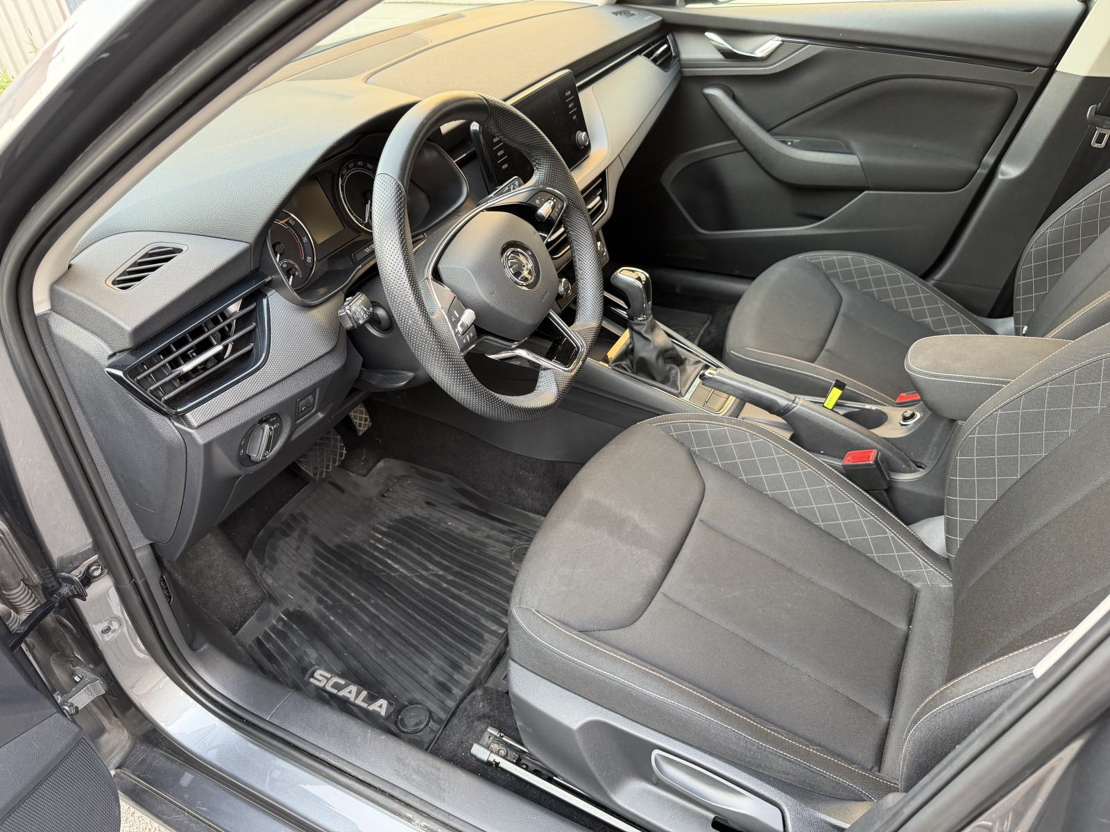 Škoda Scala 1,0 TSI DSG AUTOM.KLIMA LED NIJE UVOZ, fotografija 18