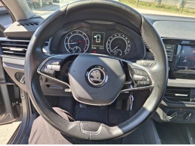 Škoda Scala 1,0 TSI HR AUTO SERVISNA, fotografija 3