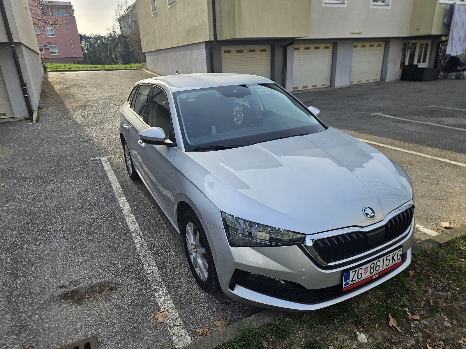 Škoda Scala 1,0 TSI, pogled izvana - slika 1