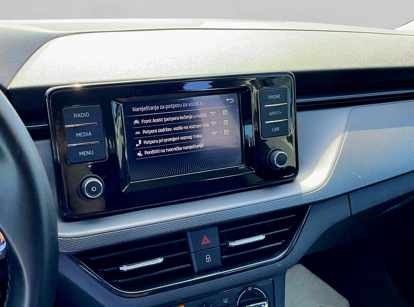Škoda Scala 1,0 TSI Style - KAMERA, LED, DAB, PDC, TEMPOMAT, fotografija 16