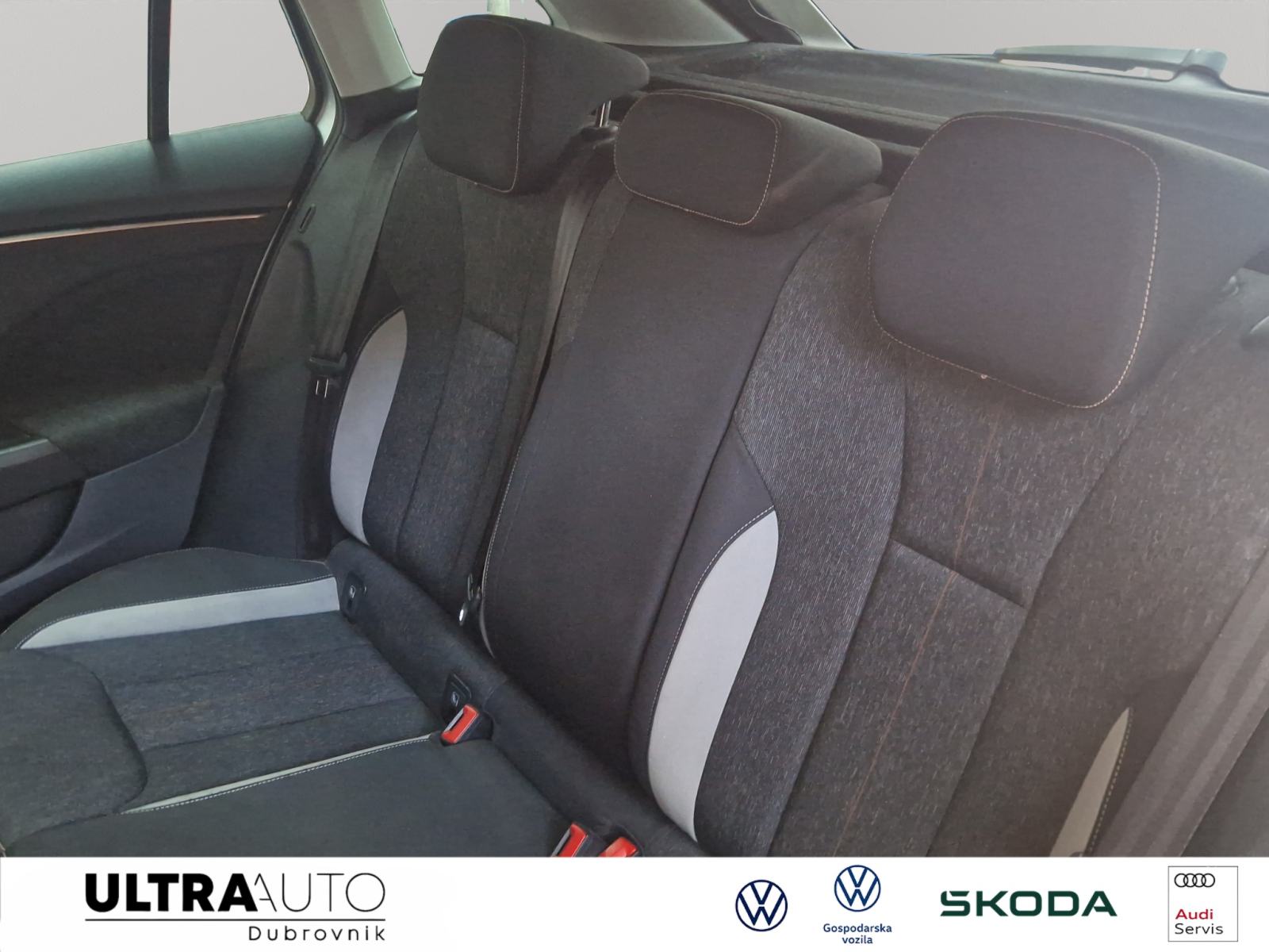 Škoda Scala 1,0 TSI, fotografija 12