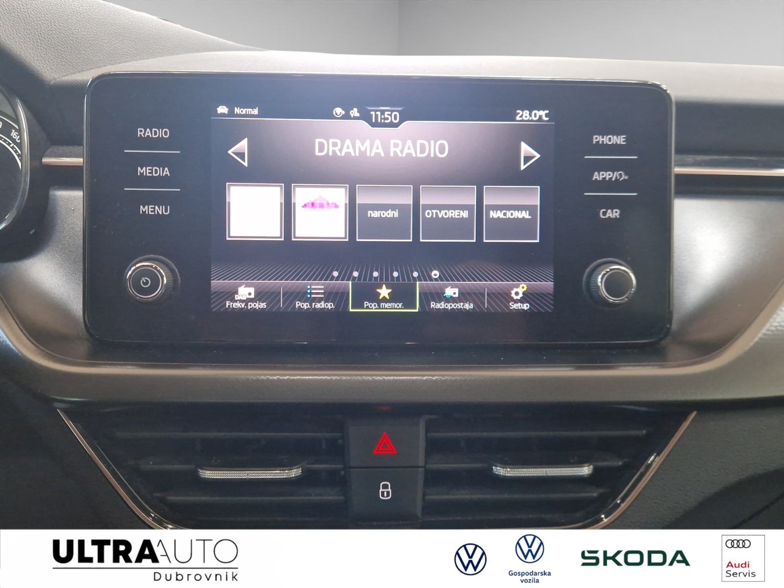 Škoda Scala 1,0 TSI, fotografija 15