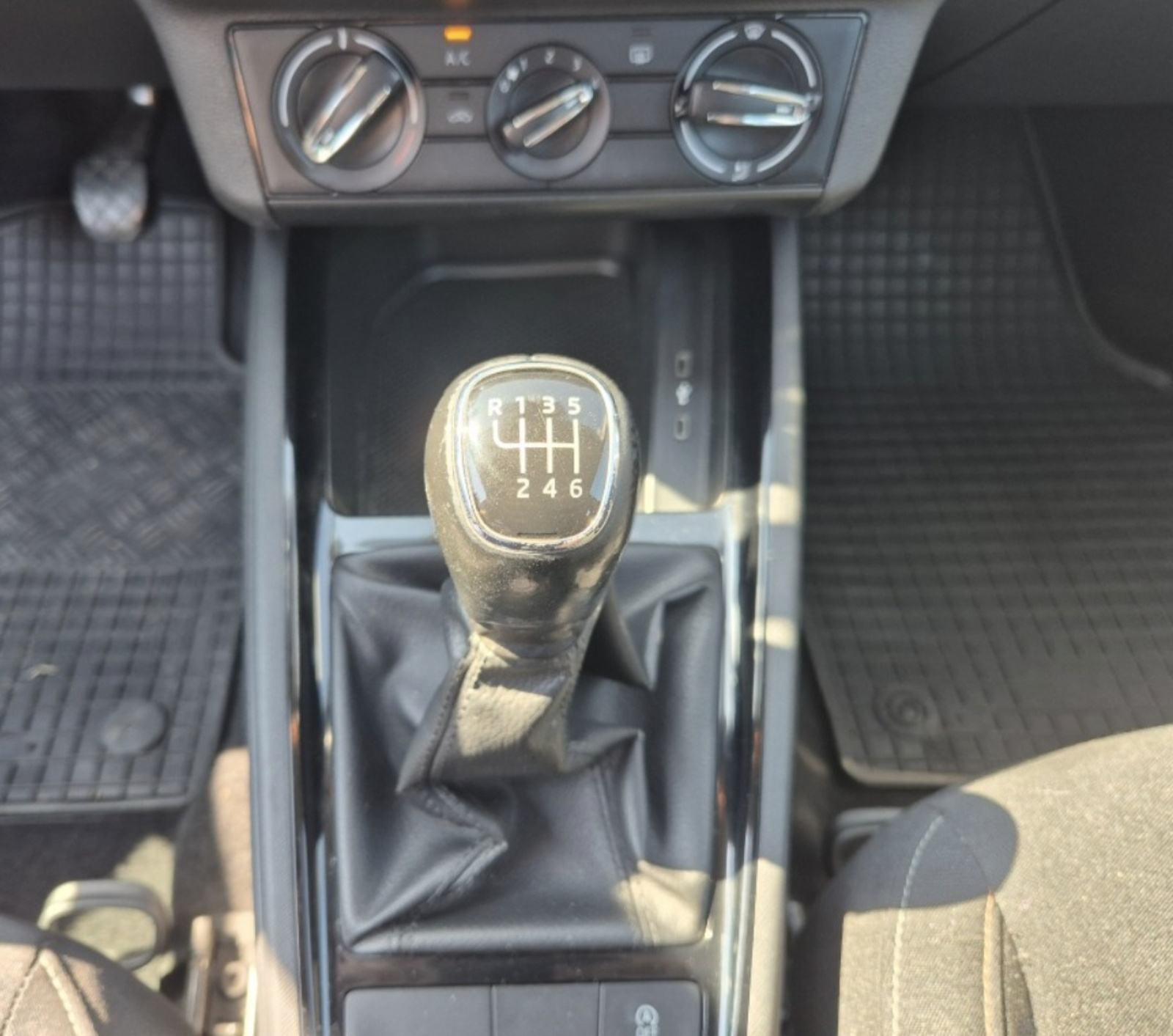 Škoda Scala 1,0 TSI HR VOZILO 1VL., fotografija 12