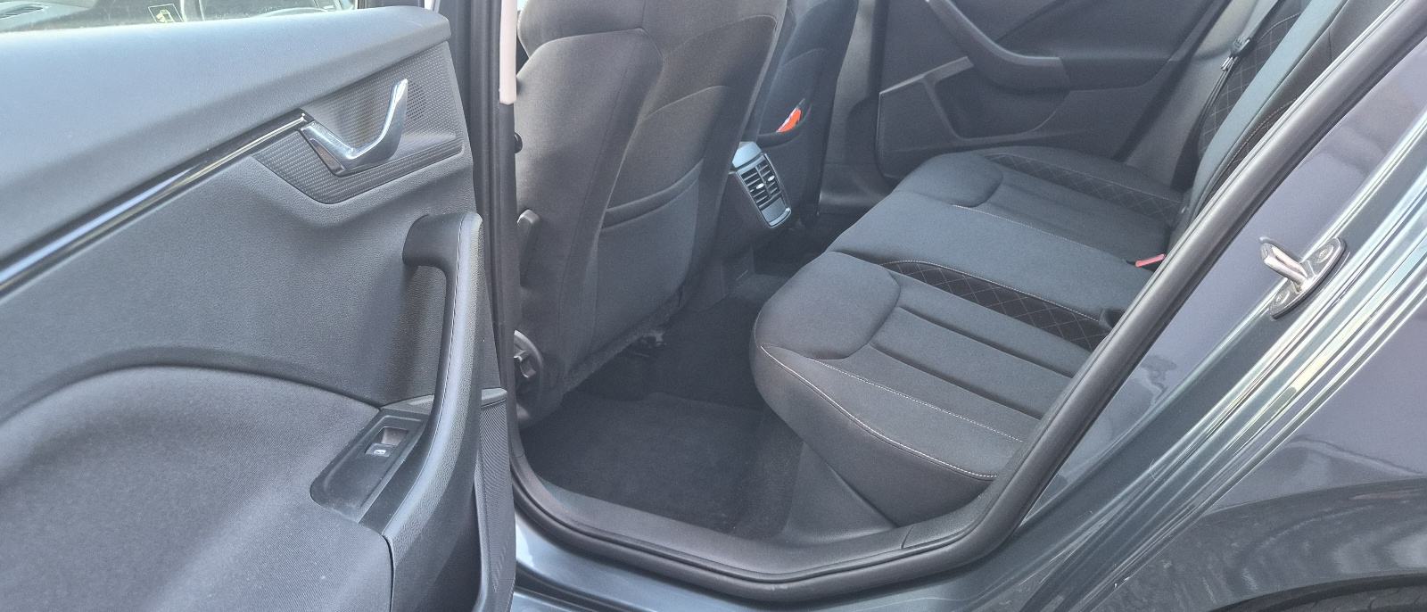 Škoda Scala 1,0 TSI, fotografija 11