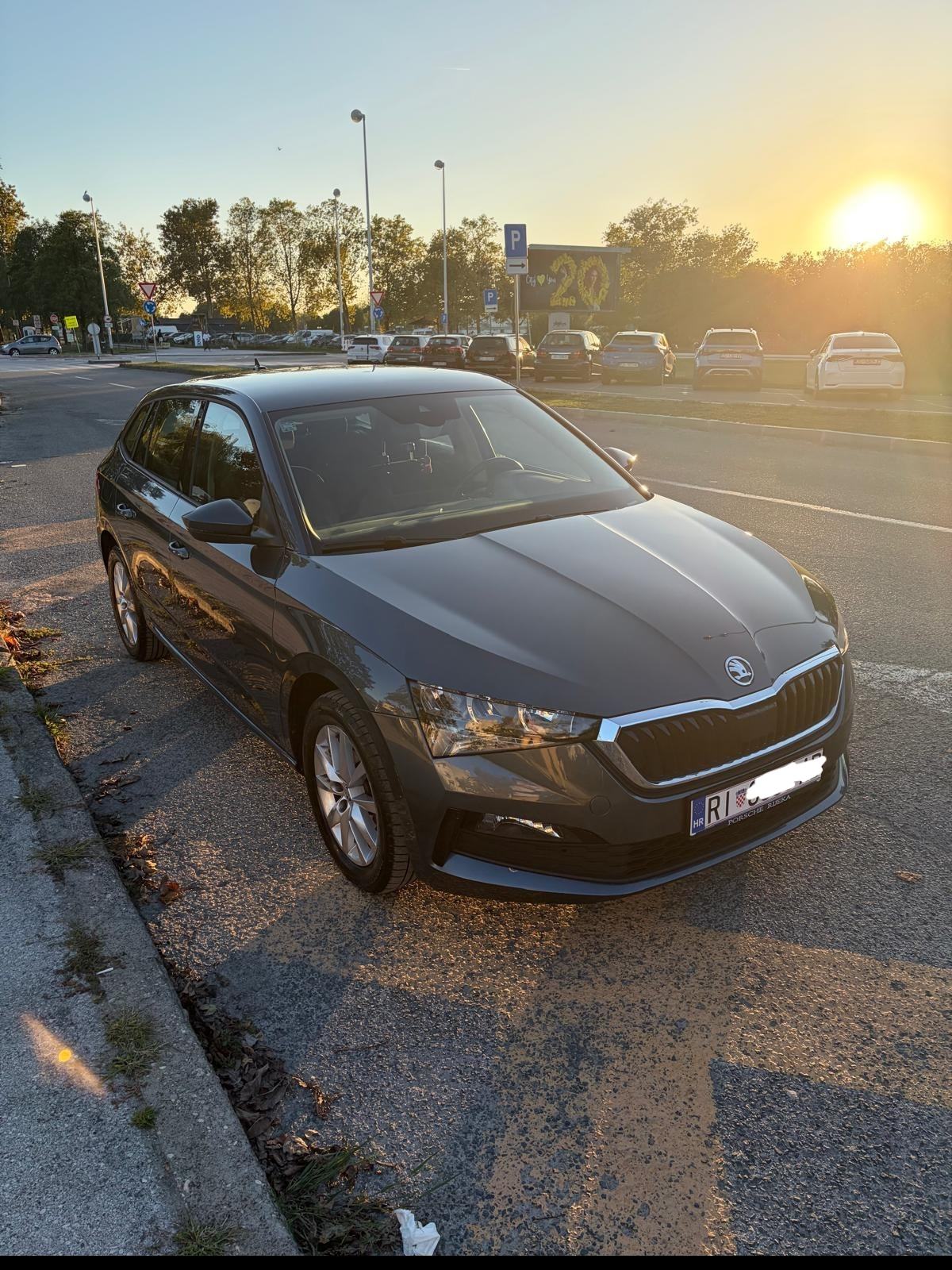 Škoda Scala 1,0 TSI, fotografija 1