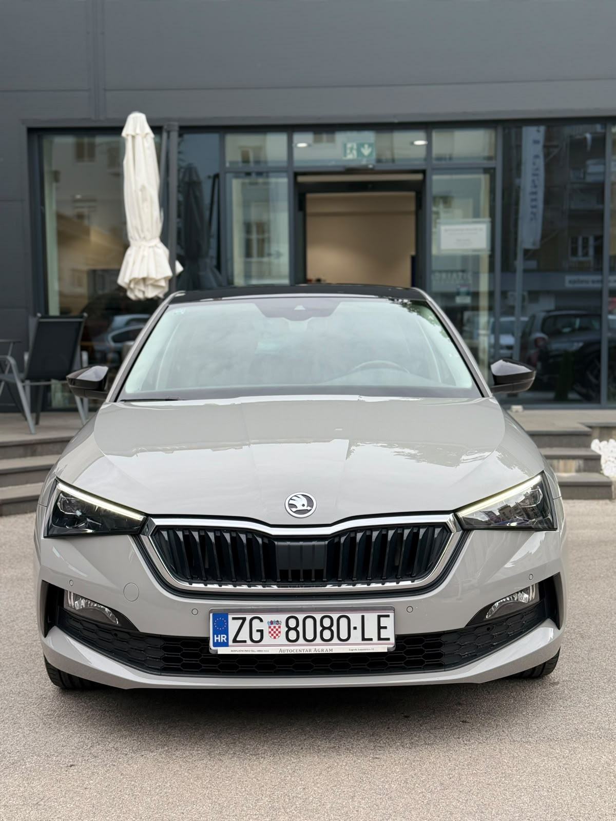 Škoda Scala 1,0 TSI STYLE, fotografija 2
