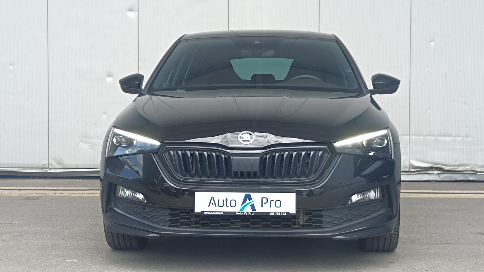 Škoda Scala 1,5 TSI DSG MONTE CARLO, PANORAMA, JAMSTVO, fotografija 2