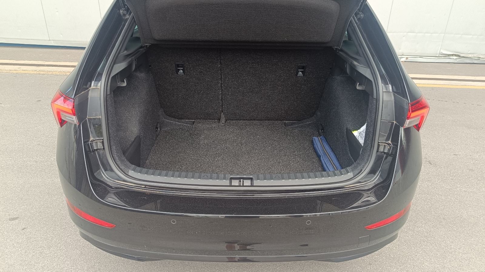 Škoda Scala 1,5 TSI DSG MONTE CARLO, PANORAMA, JAMSTVO, fotografija 17