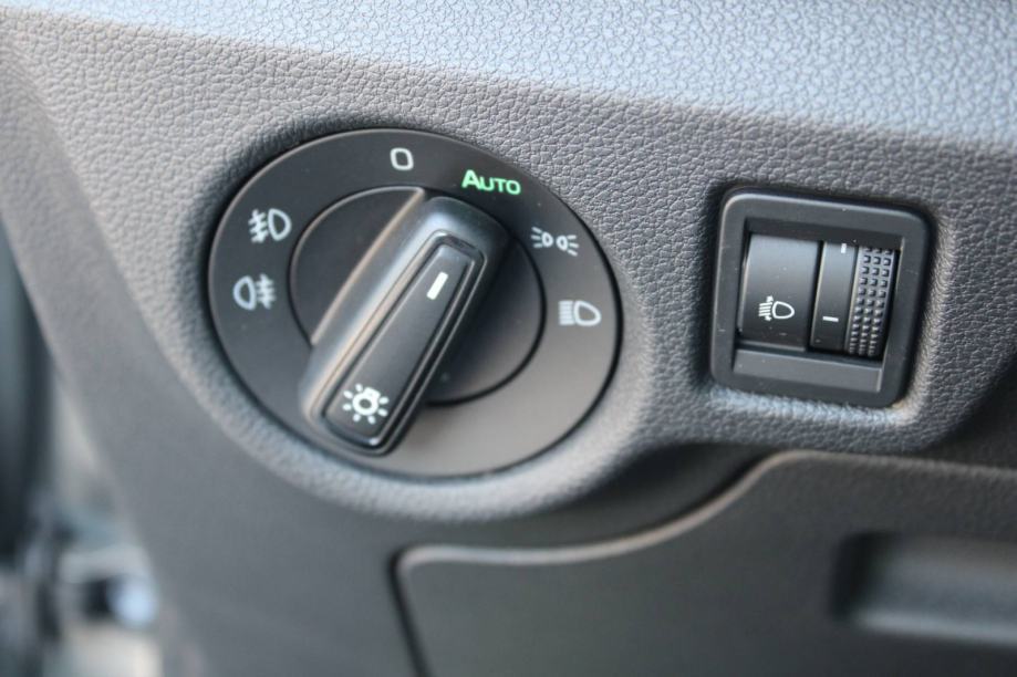 Škoda Scala 1,5 TSI LEASING BEZ UČEŠĆA I BEZ JAMACA, fotografija 10