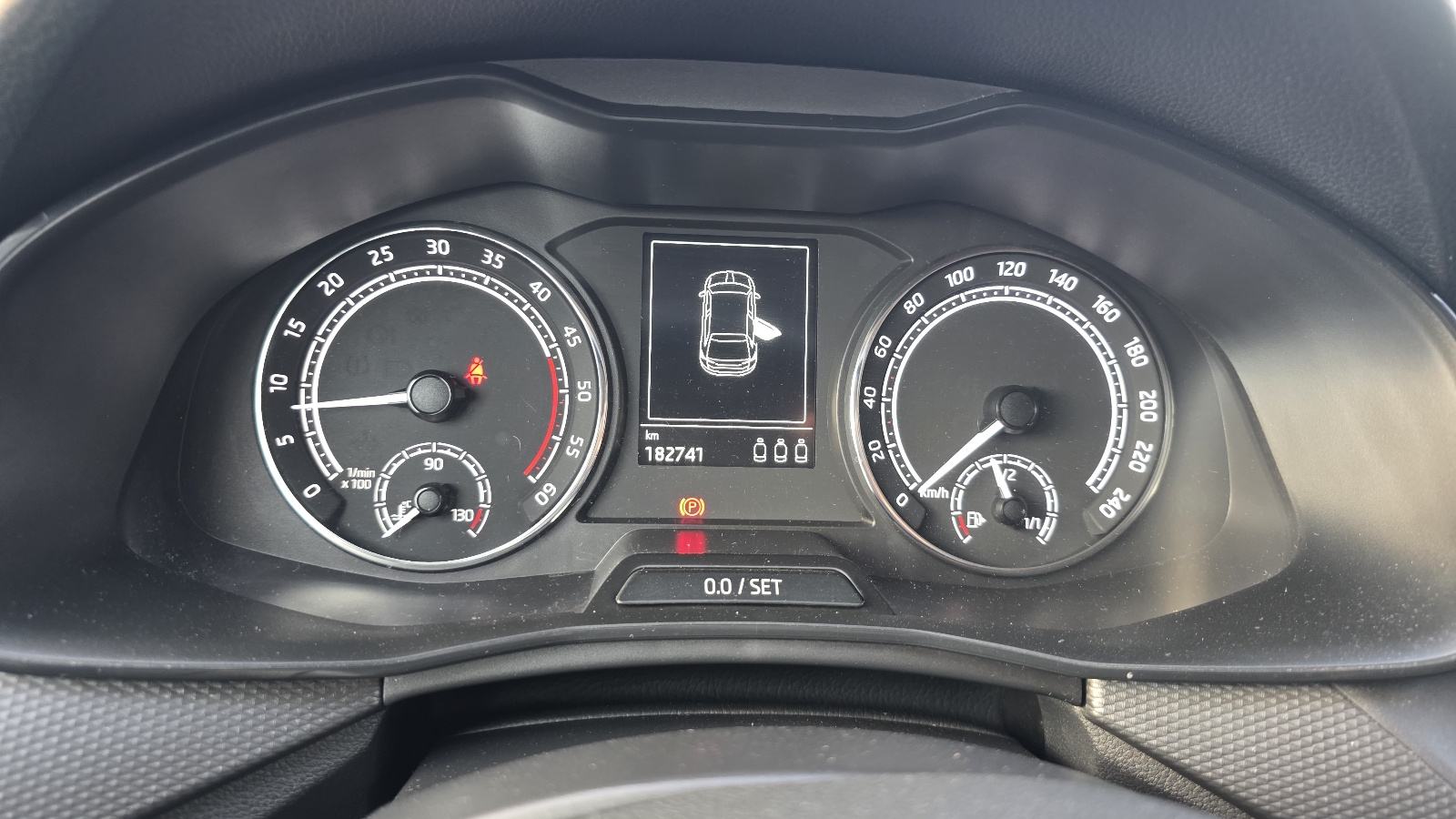 Škoda Scala 1.6 TDI STYLE LED, fotografija 19
